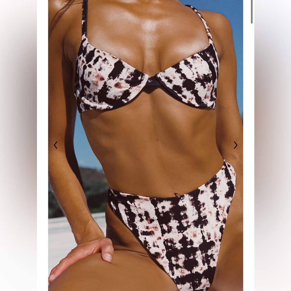 Skatie Claire Top + Kelly Bottom in Dawn size M